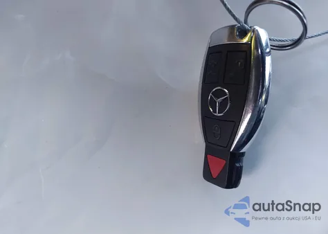 2009 Mercedes-Benz C 300 Luxury/Sport from USA, damaged, VIN WDDGF54X09F284201